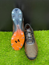 Load image into Gallery viewer, Under Armour Magnetico Control Pro FG
