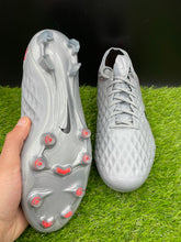 Load image into Gallery viewer, Nike Tiempo Legend 8 Elite FG
